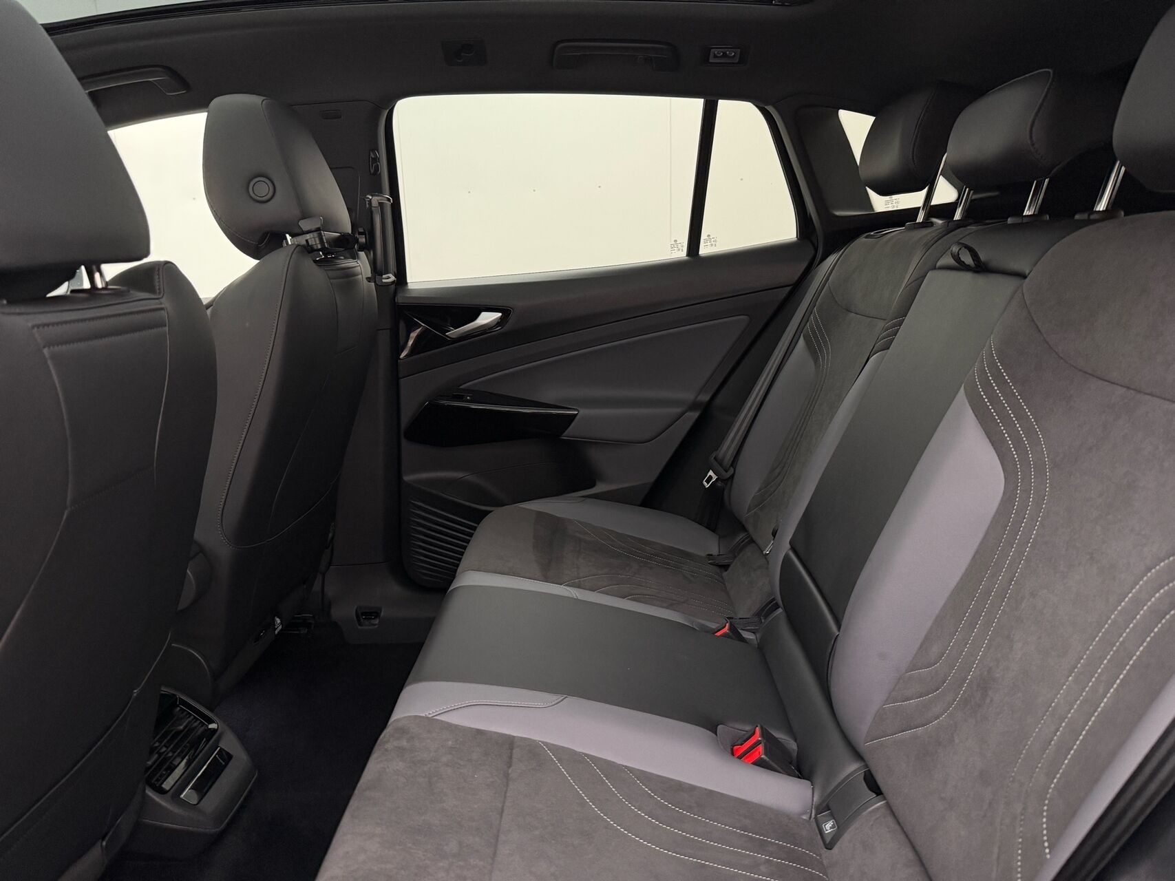 Sort VW ID.4 fra 2023
