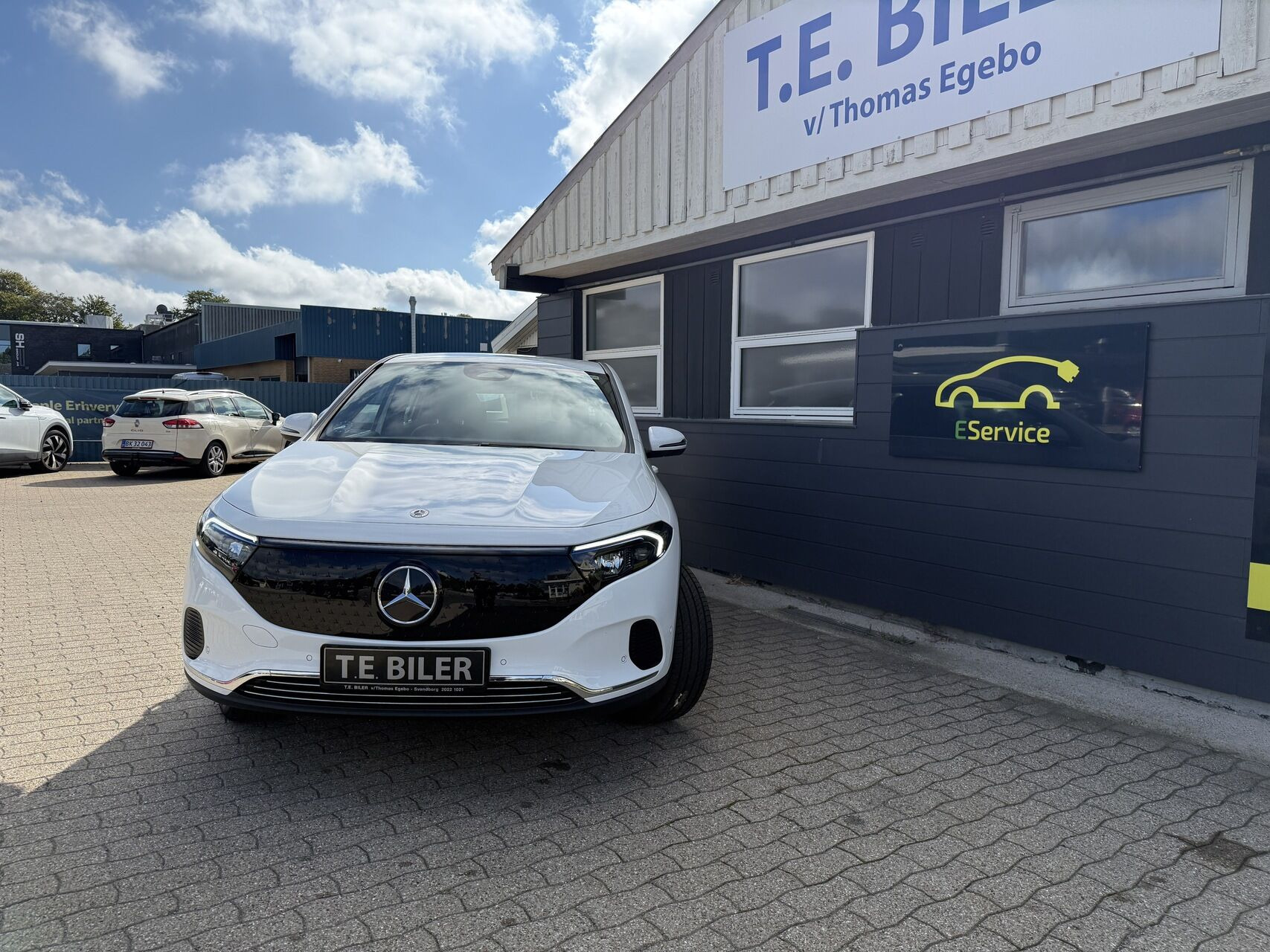 Hvid Mercedes EQA 250+ fra 2024