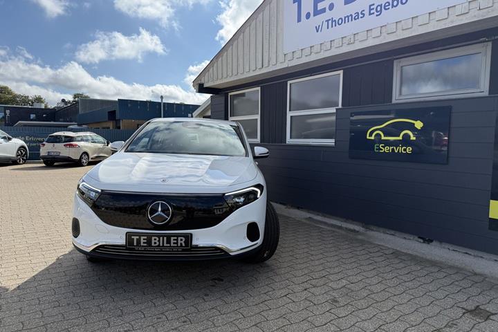 Hvid Mercedes EQA 250+ fra 2024