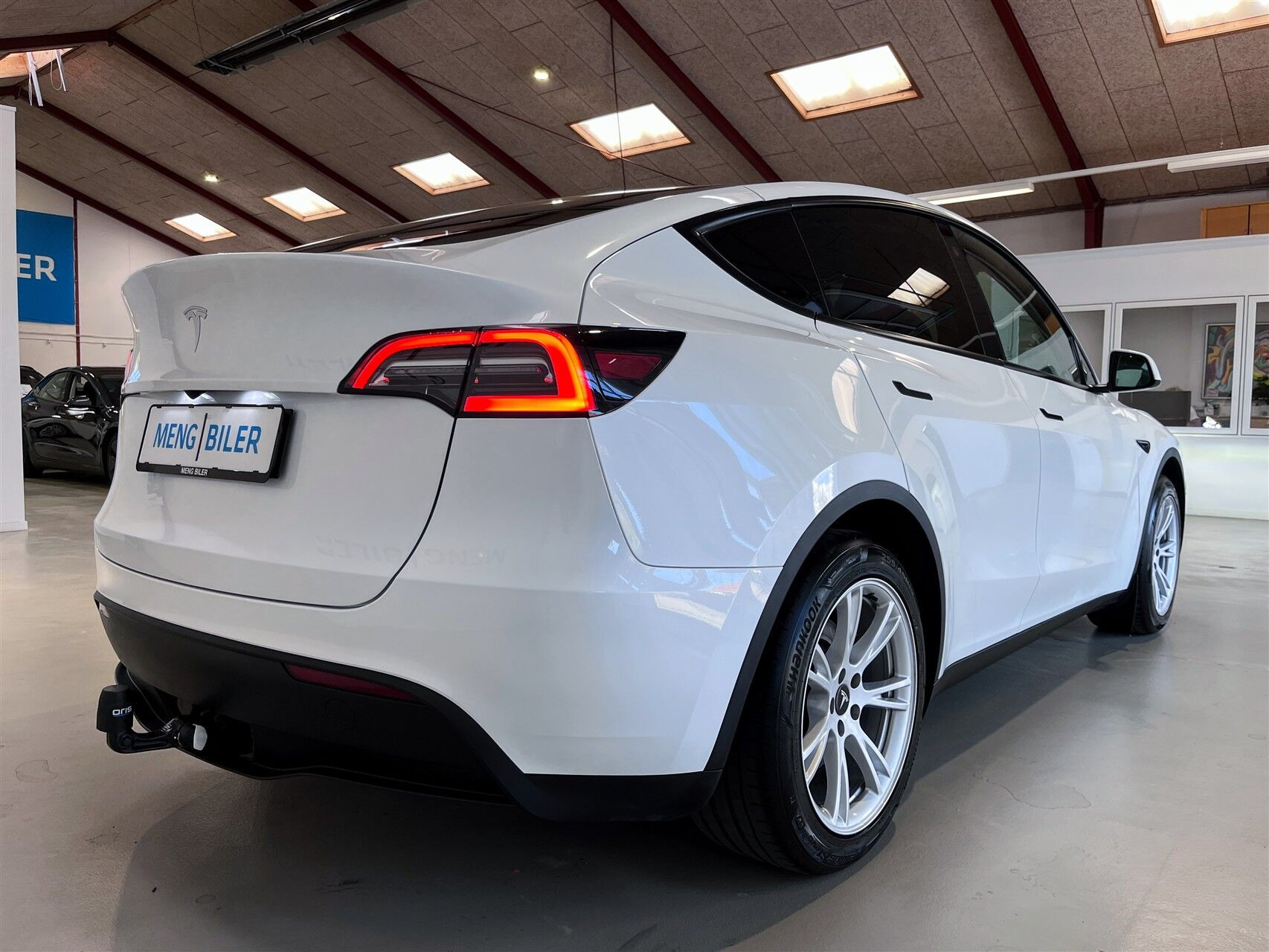 Tesla Model Y Standard Range RWD, 299ps, 2023