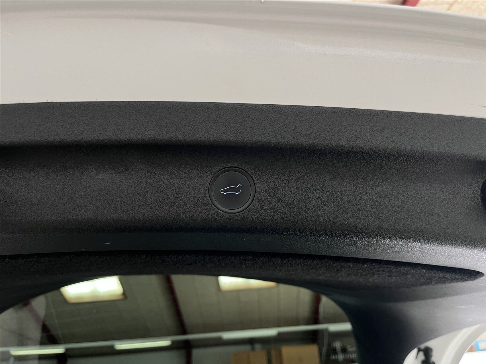 Tesla Model Y Standard Range RWD, 299ps, 2023