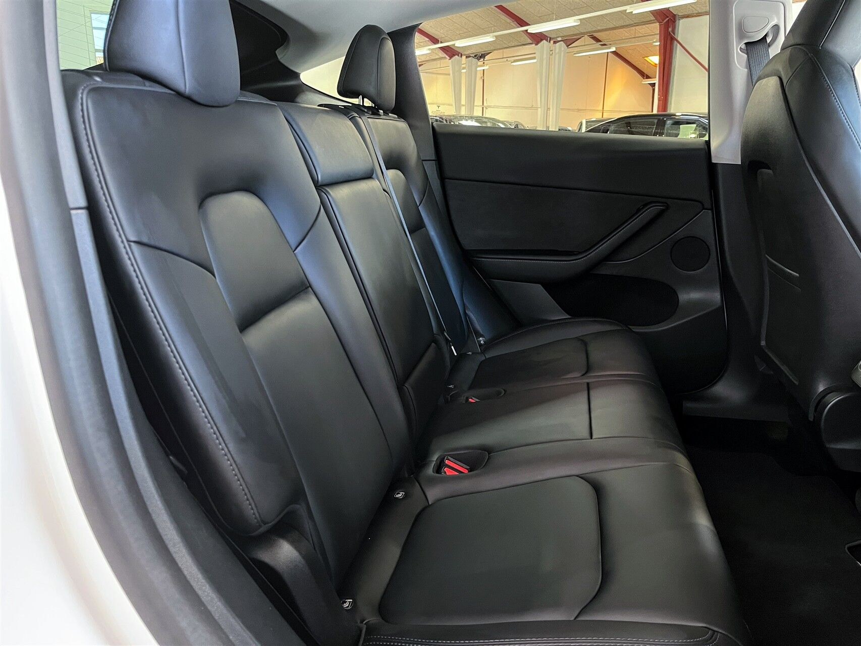 Tesla Model Y Standard Range RWD, 299ps, 2023