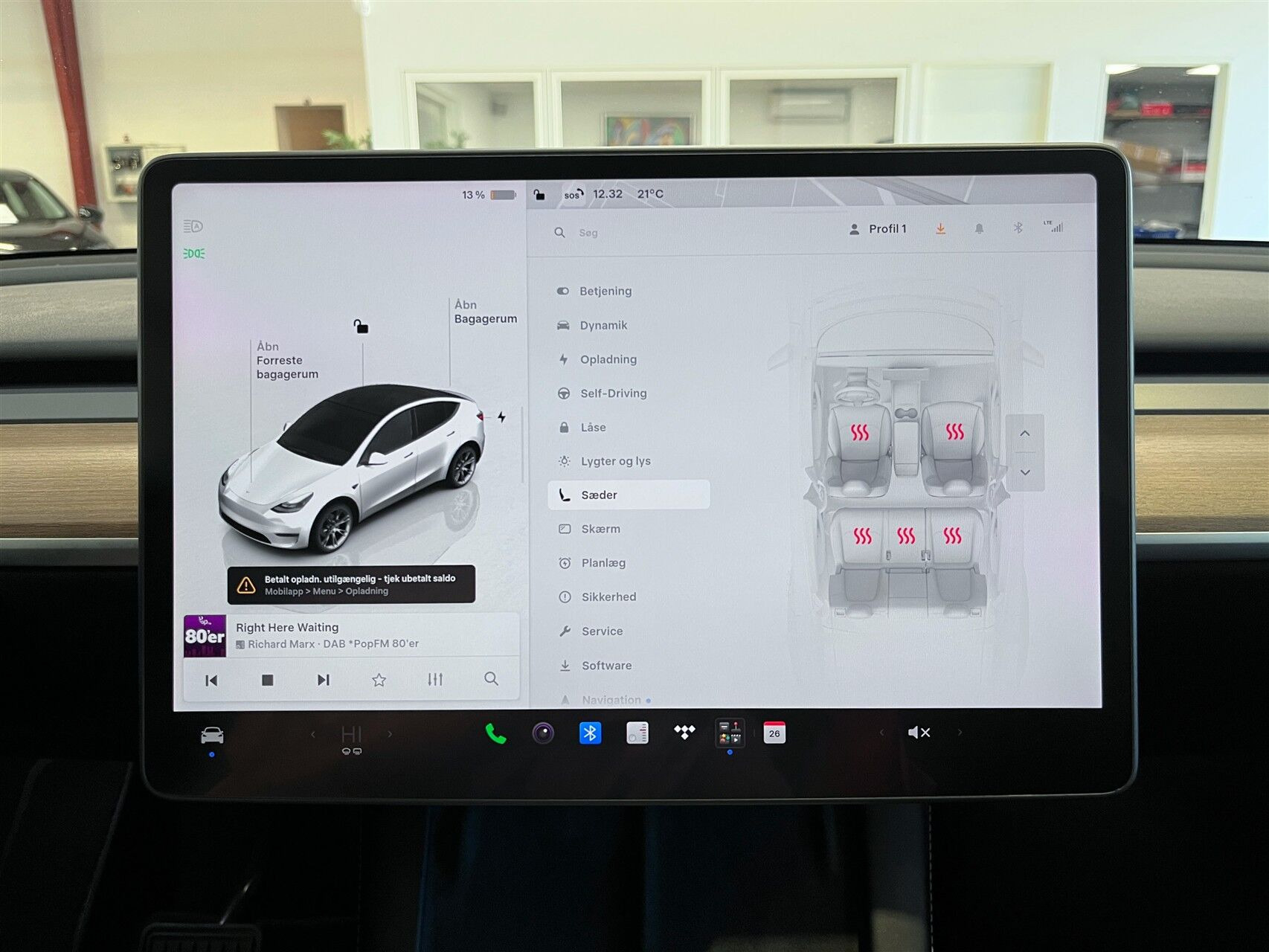 Tesla Model Y Standard Range RWD, 299ps, 2023