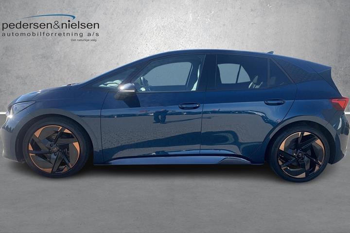 Blå Cupra Born fra 2021