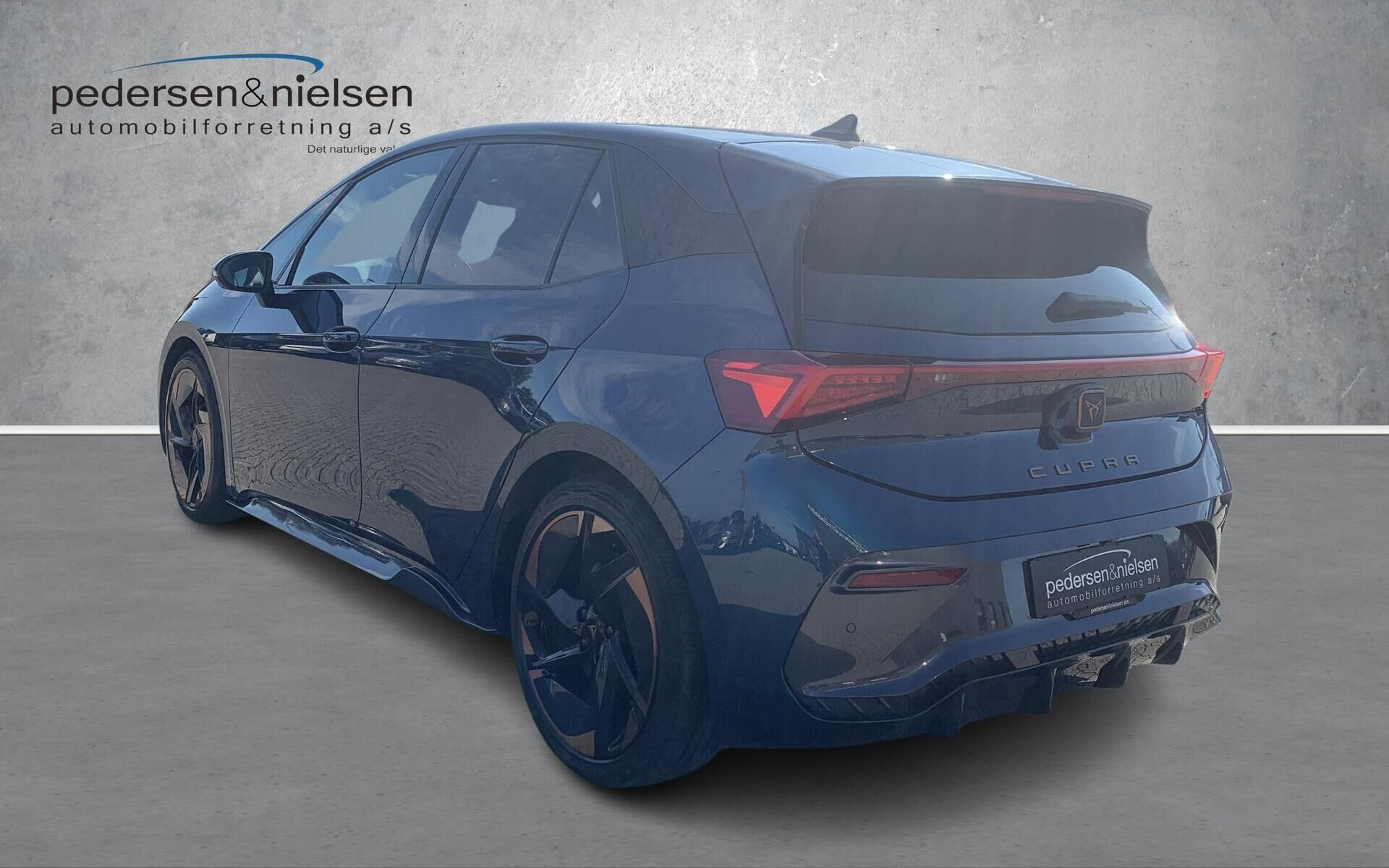 Blå Cupra Born fra 2021