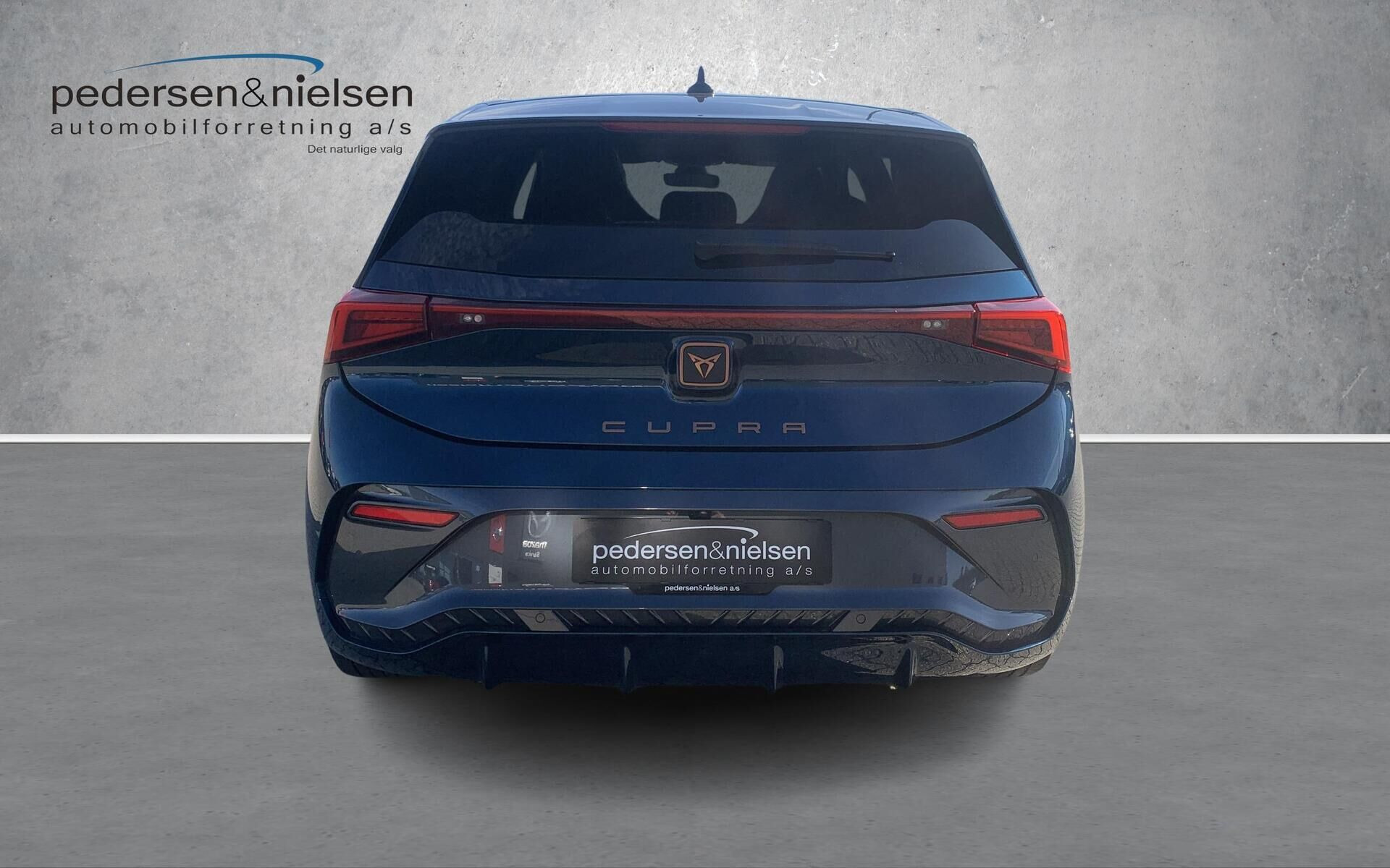 Blå Cupra Born fra 2021