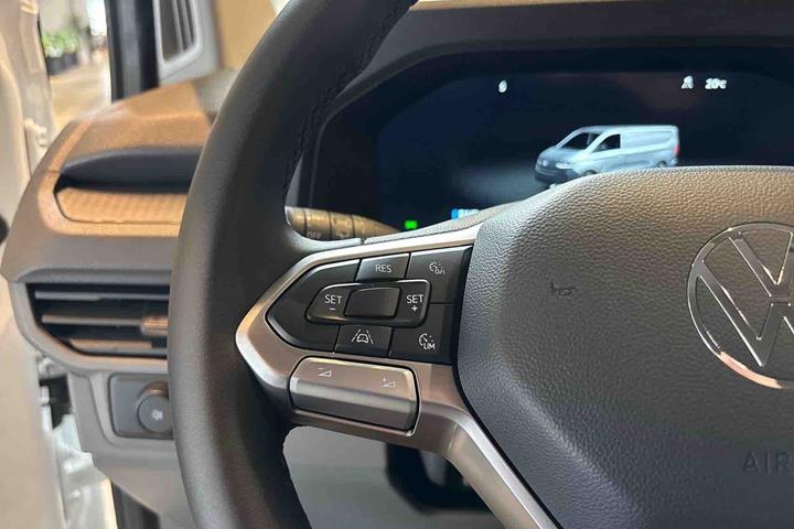 Hvid VW e-Transporter fra 2026