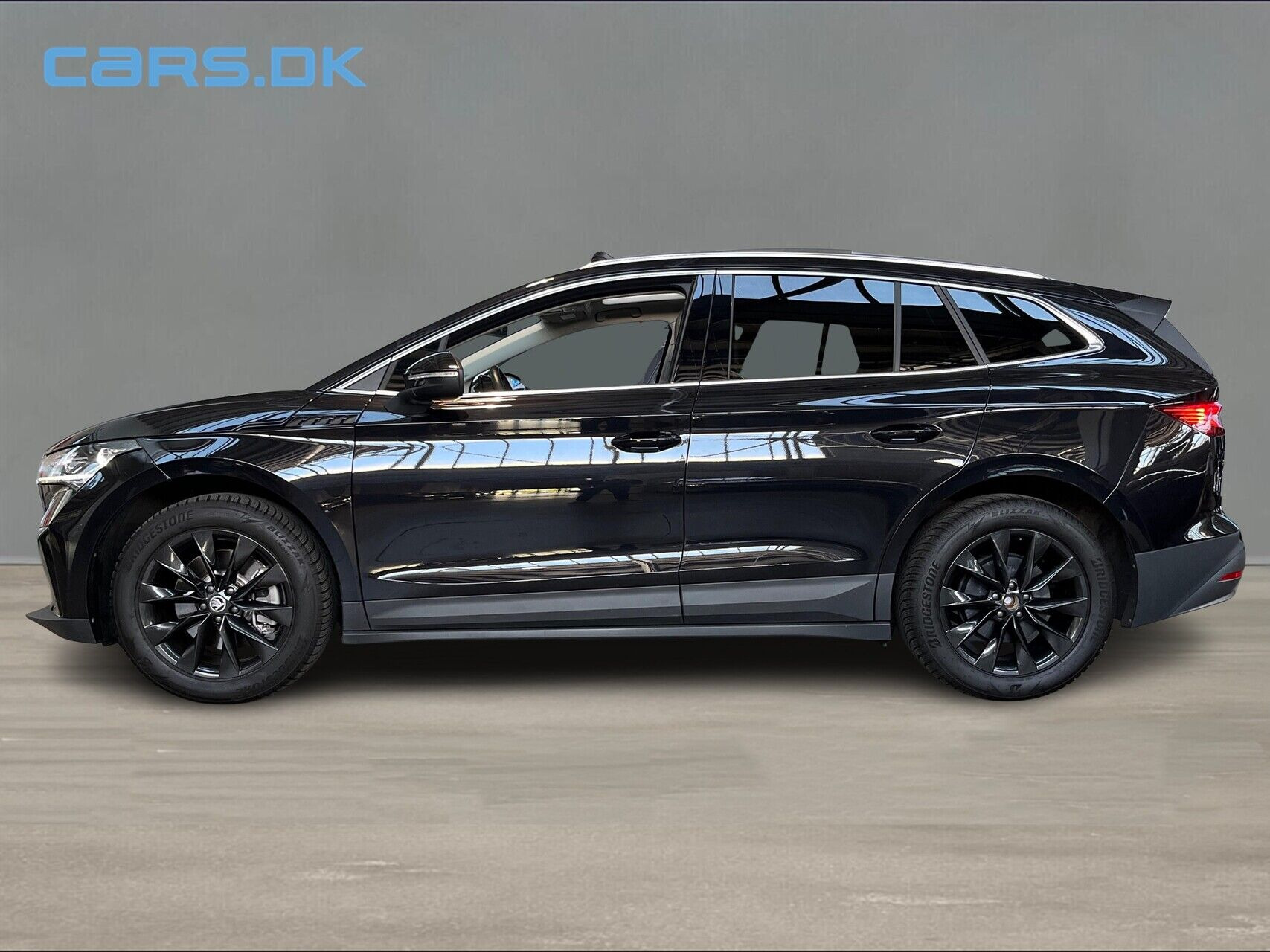 Sort Skoda Enyaq fra 2023