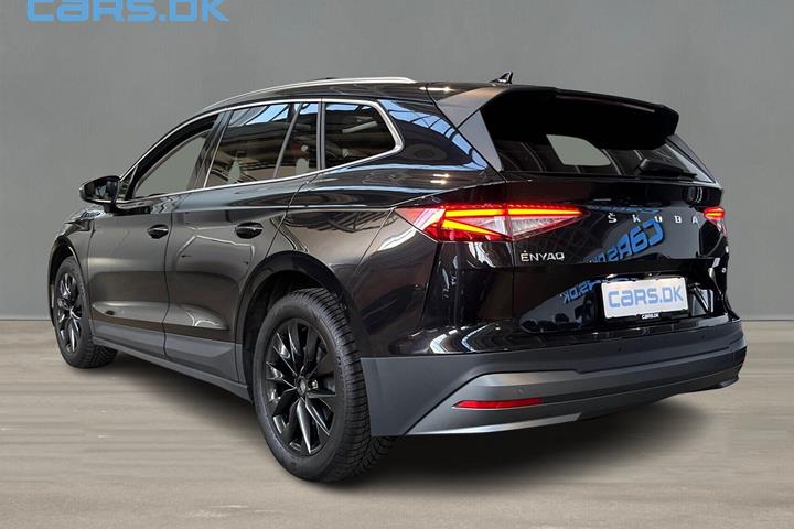 Sort Skoda Enyaq fra 2023
