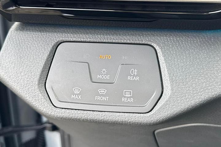 Sølv VW ID.4 fra 2022