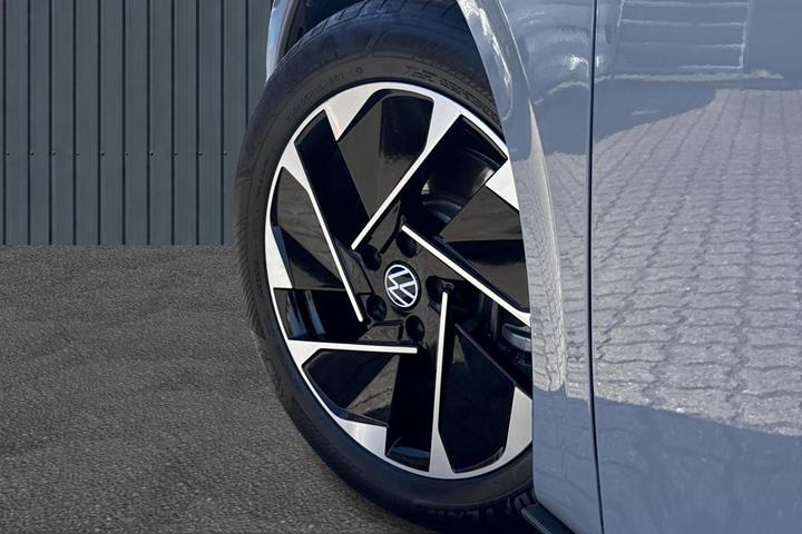 Grå VW ID.3 fra 2023