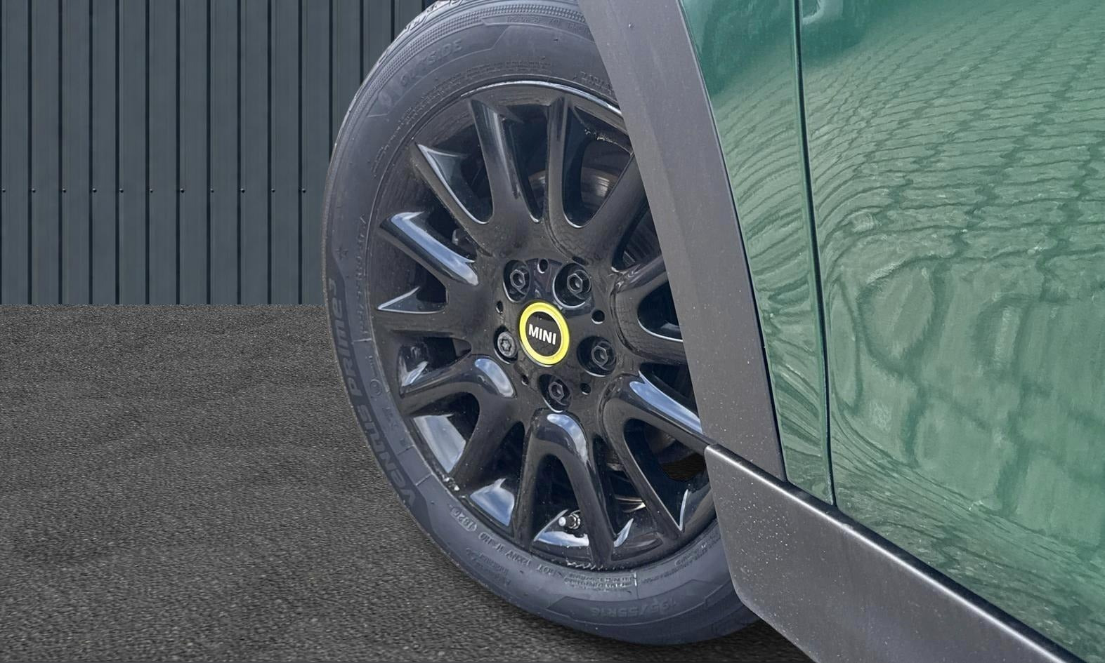 Grøn Mini Cooper SE fra 2022