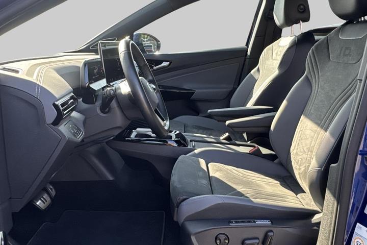 Blå VW ID.4 fra 2024