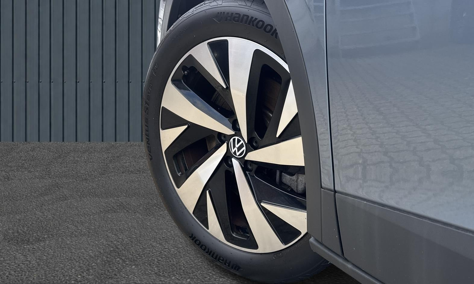 Blå VW ID.4 fra 2022