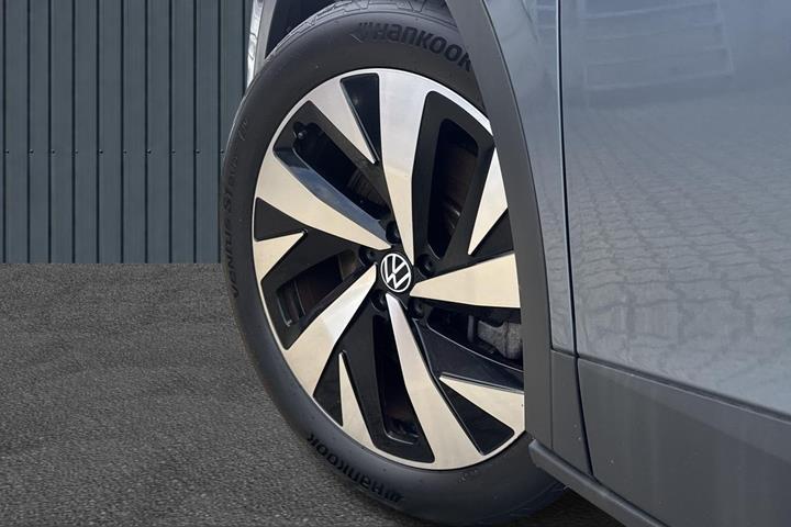 Blå VW ID.4 fra 2022