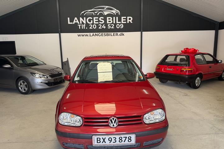 Grå VW Golf IV fra 1998