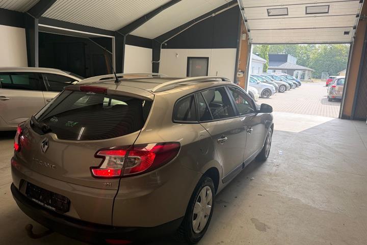 undefined Renault Megane III fra 2011
