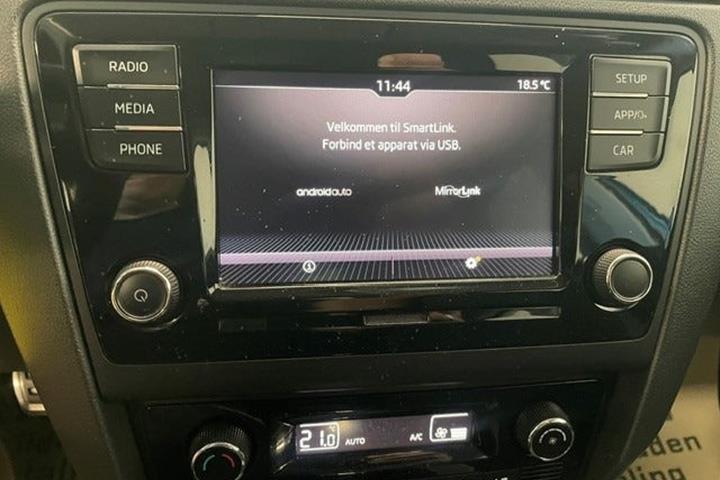 Blå Skoda Rapid fra 2019
