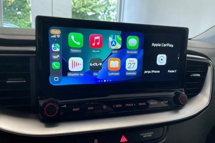 Hvid Kia Ceed fra 2021