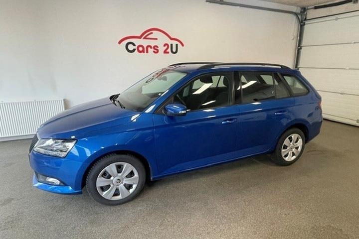 Blå Skoda Fabia fra 2019