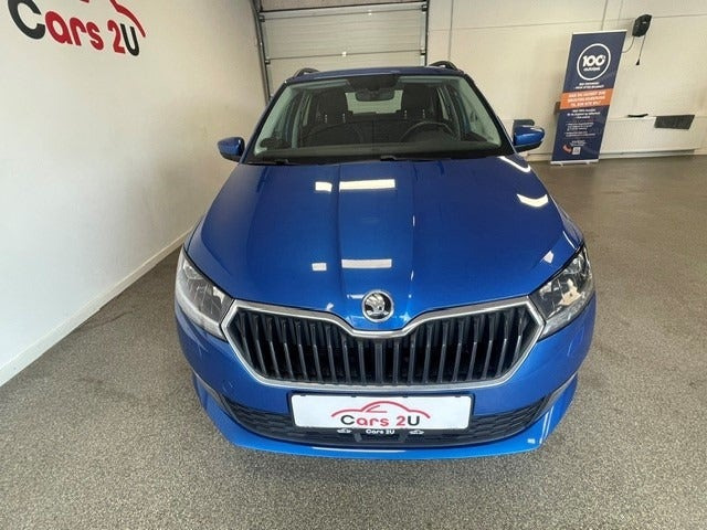Blå Skoda Fabia fra 2019