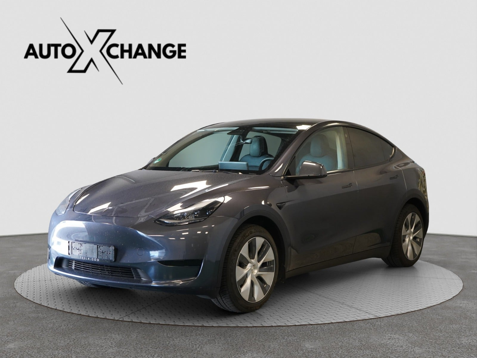 Tesla Model Y RWD