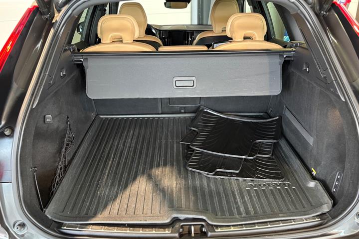 undefined Volvo XC60 fra 2019