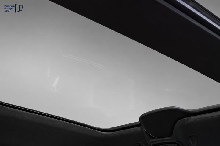 Blå Volvo C40 fra 2024