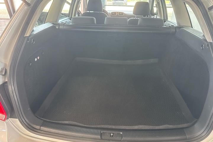 Sølv VW Golf VI fra 2011