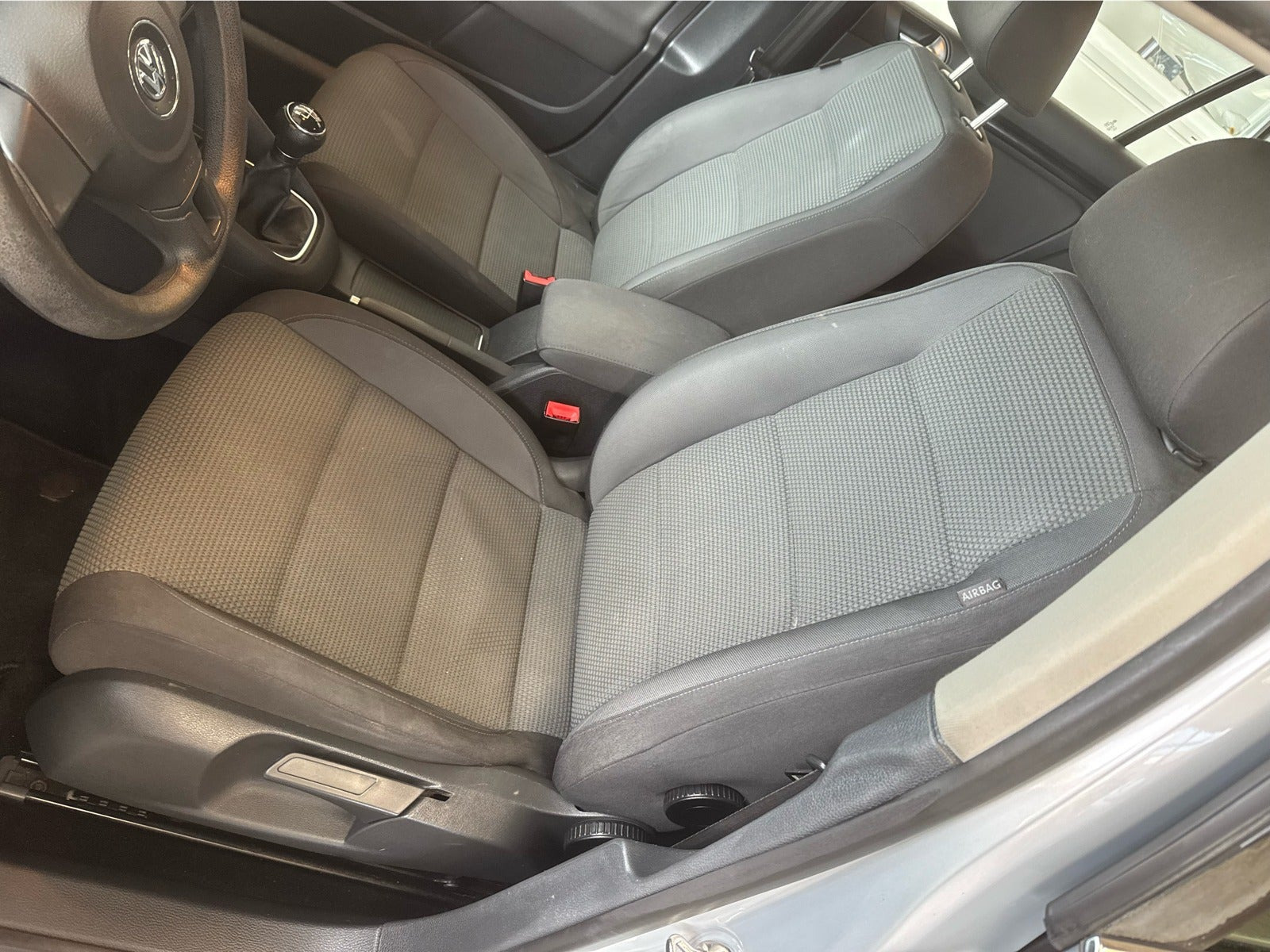 Sølv VW Golf VI fra 2011