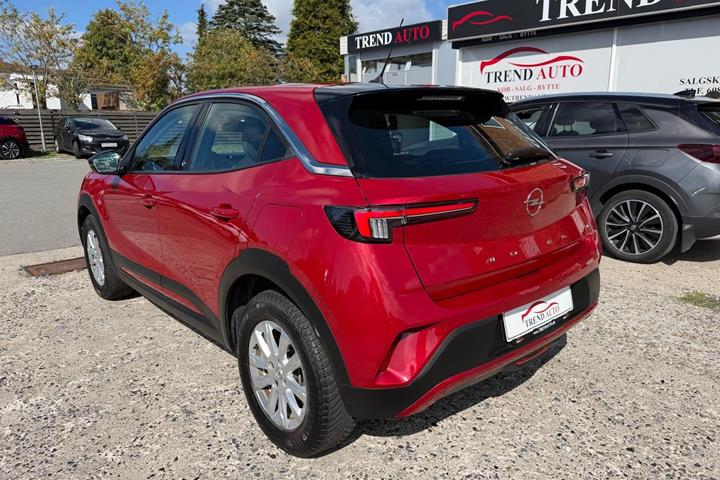 Rød Opel Mokka-e fra 2021