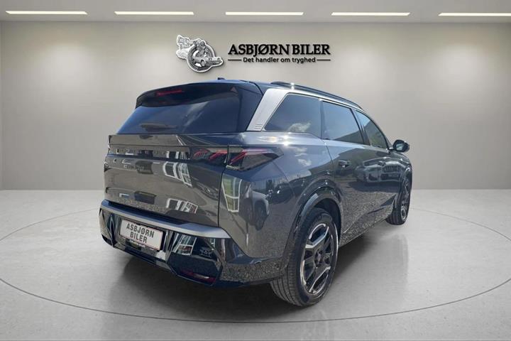 Grå Peugeot e-5008 fra 2025