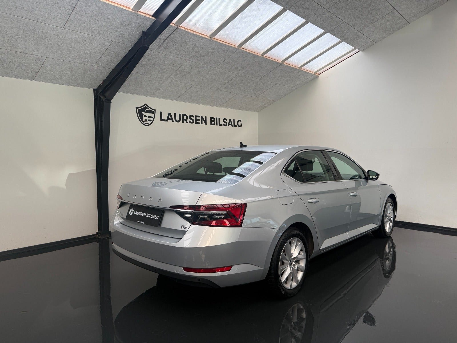 Sølv Skoda Superb fra 2020