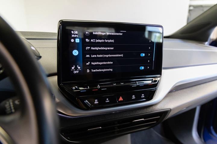 Blå VW ID.4 fra 2023