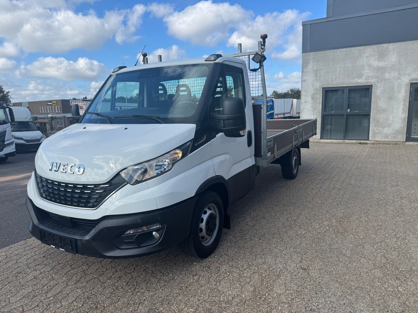 Hvid Iveco Daily fra 2020