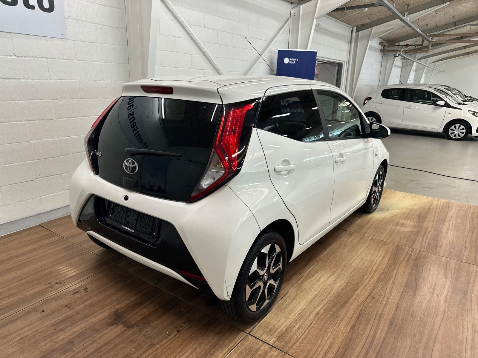 Hvid Toyota Aygo fra 2020