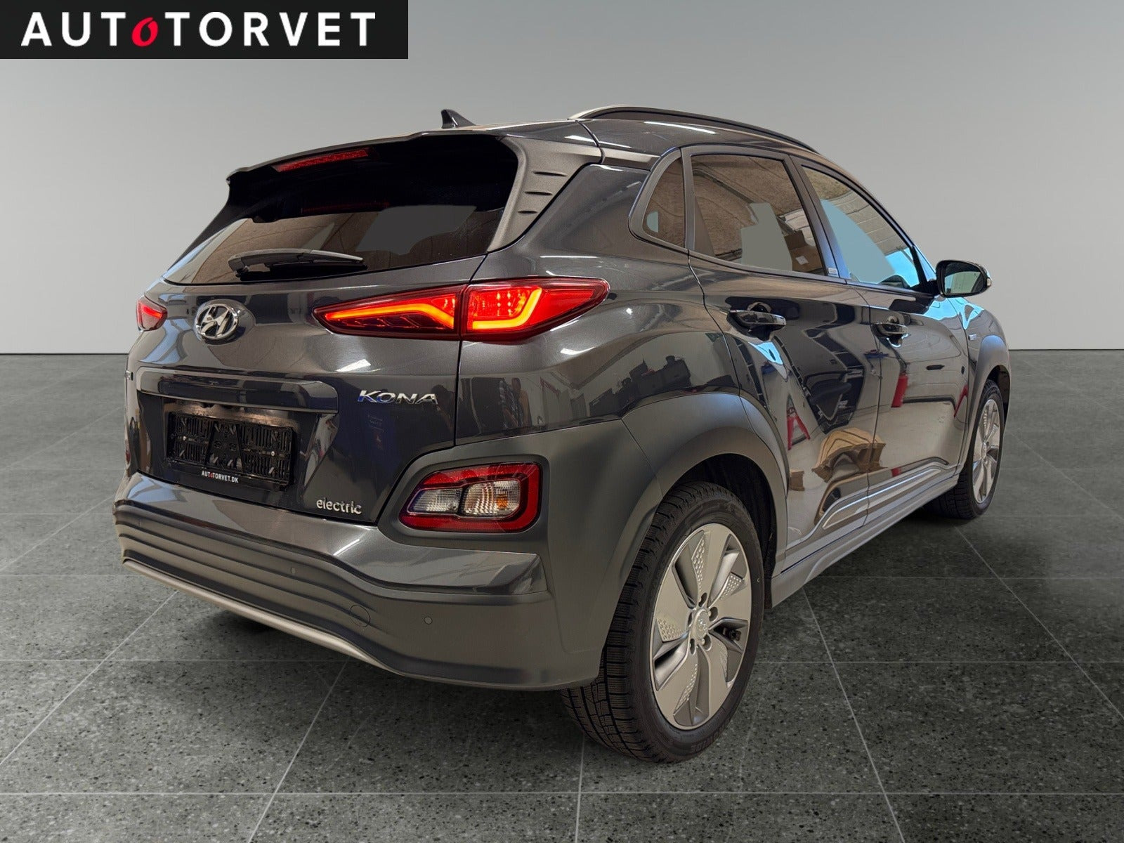 Grå Hyundai Kona fra 2020