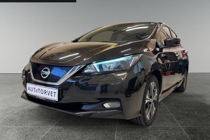 Sort Nissan Leaf fra 2021