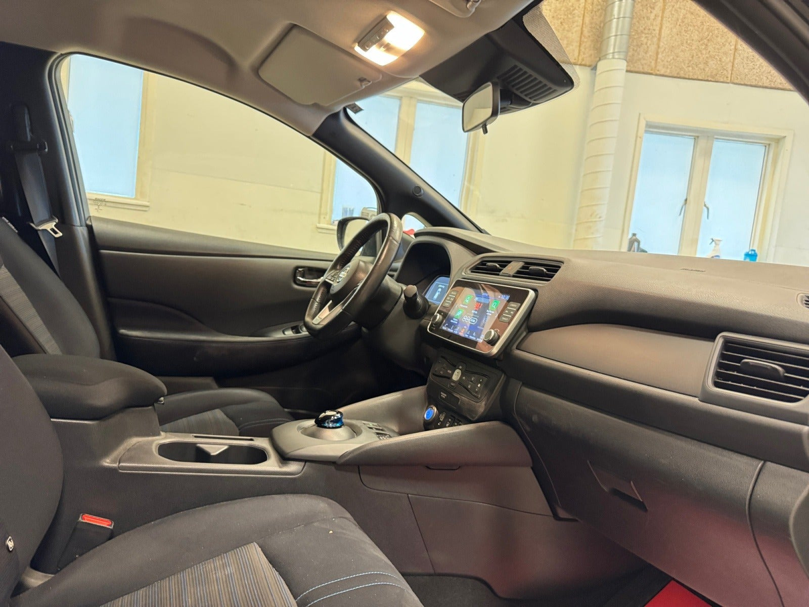 Sort Nissan Leaf fra 2021