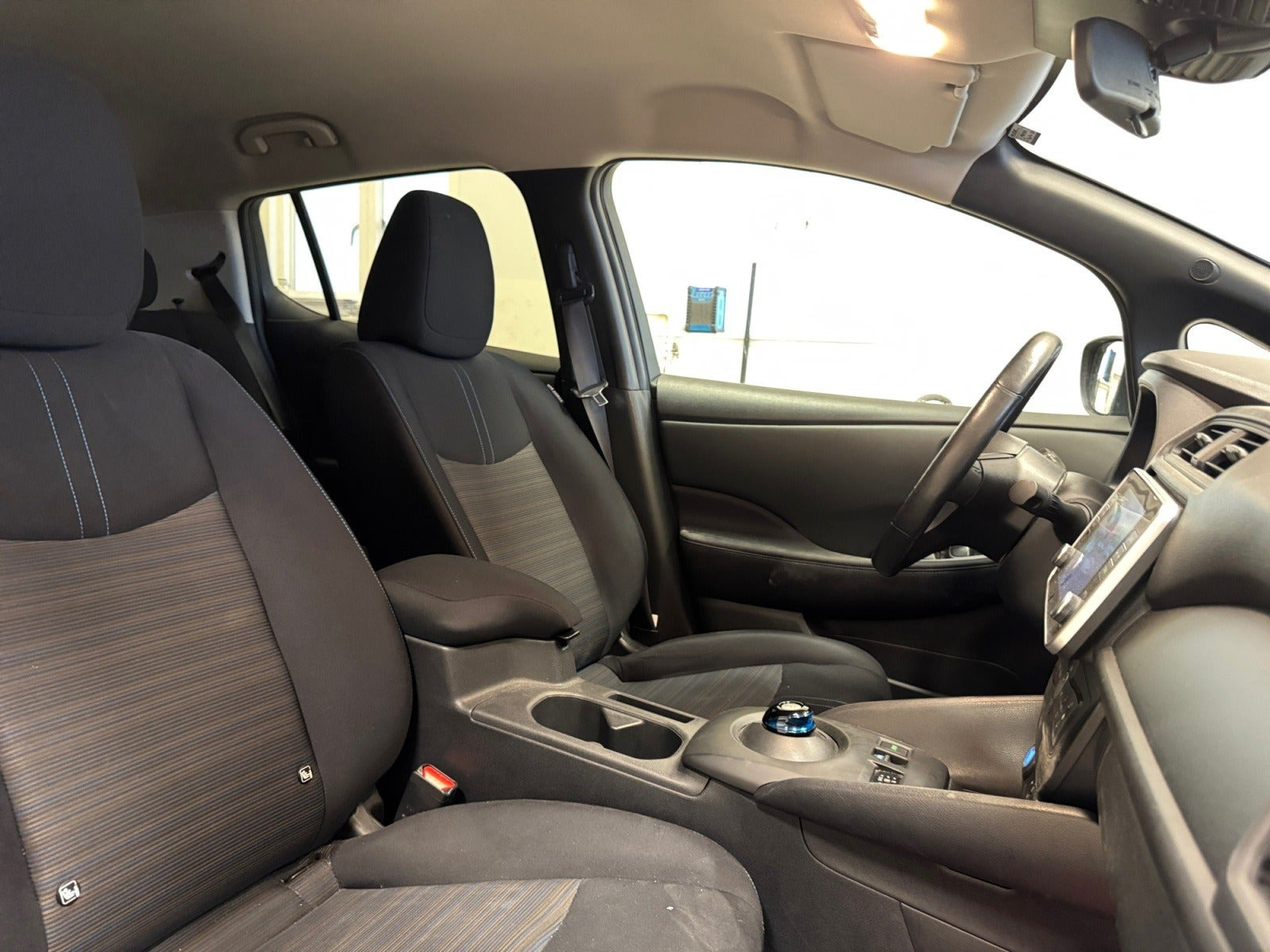Sort Nissan Leaf fra 2021