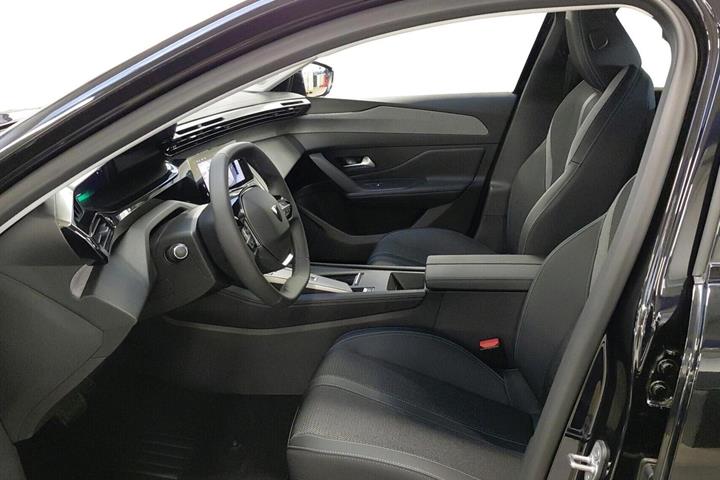 Sort Peugeot E-308 fra 2024