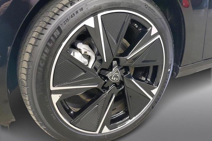 Sort Peugeot E-308 fra 2024