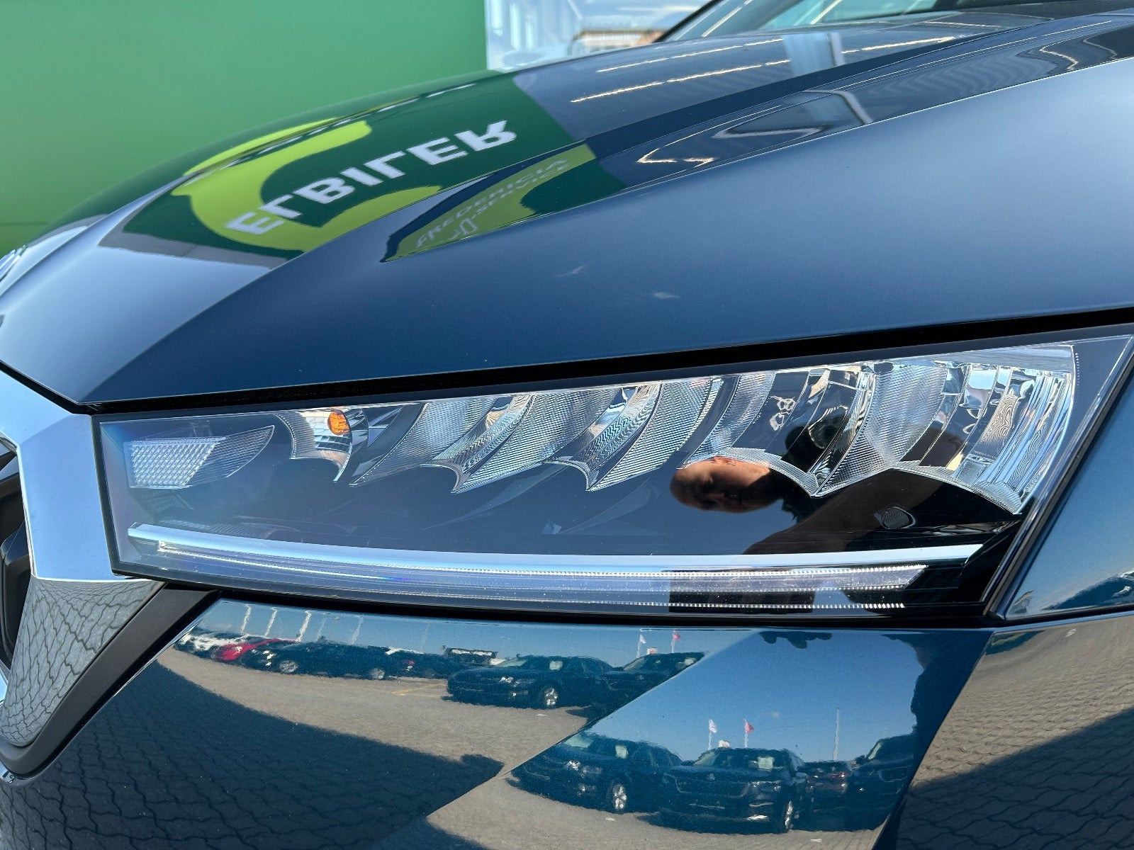Blå Skoda Octavia fra 2024