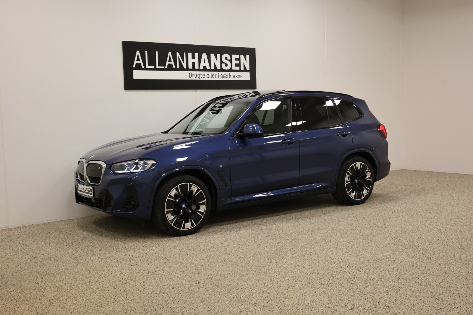BMW iX3 Charged Plus M-Sport