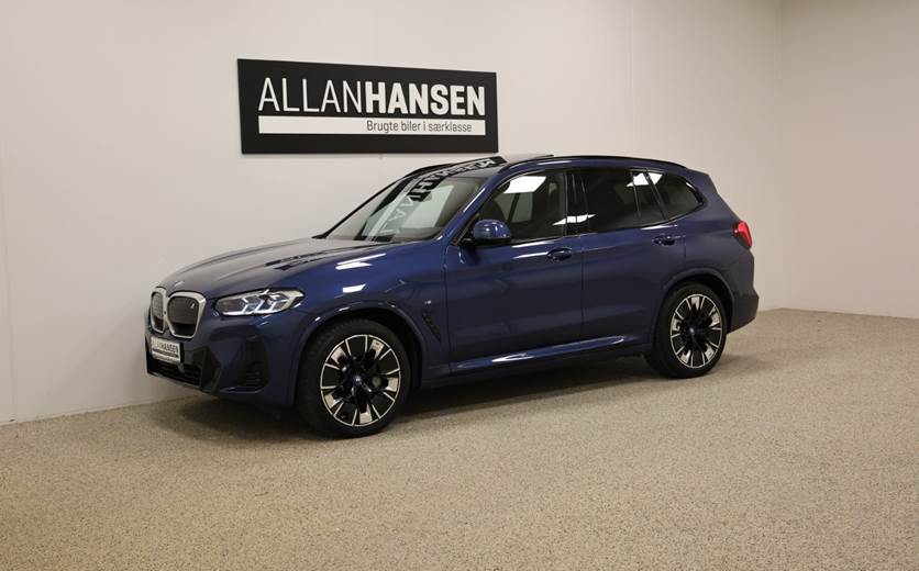 BMW iX3 Charged Plus M-Sport