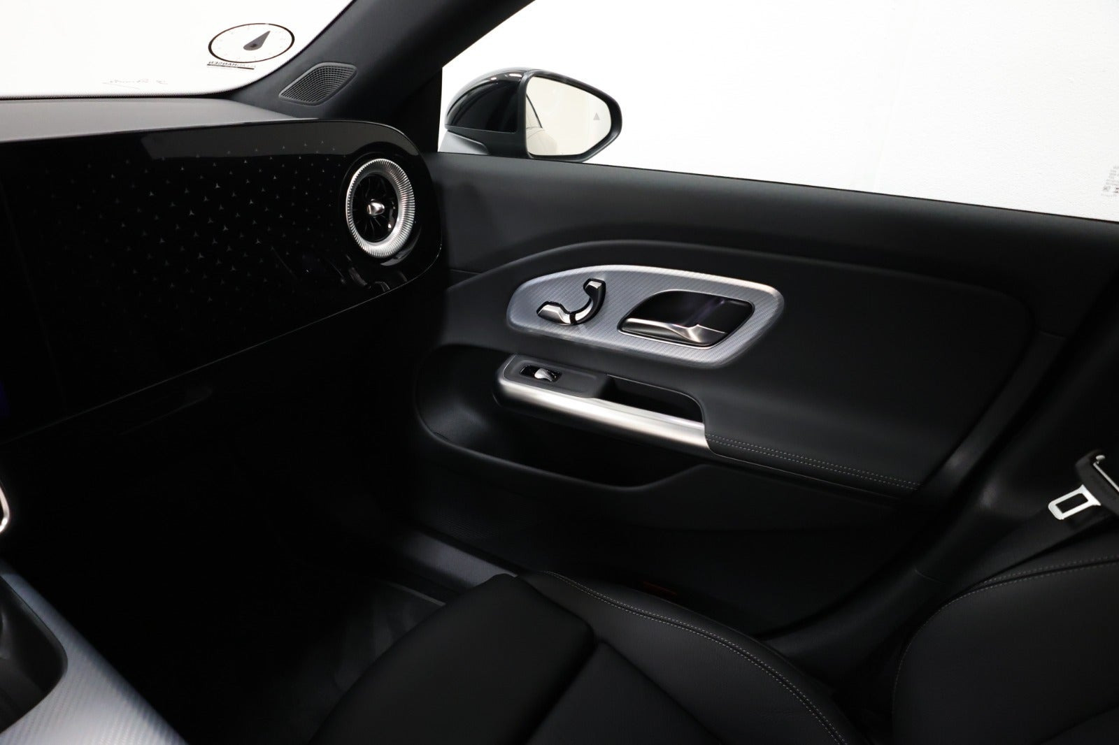 Sort Mercedes CLA350 fra 2026