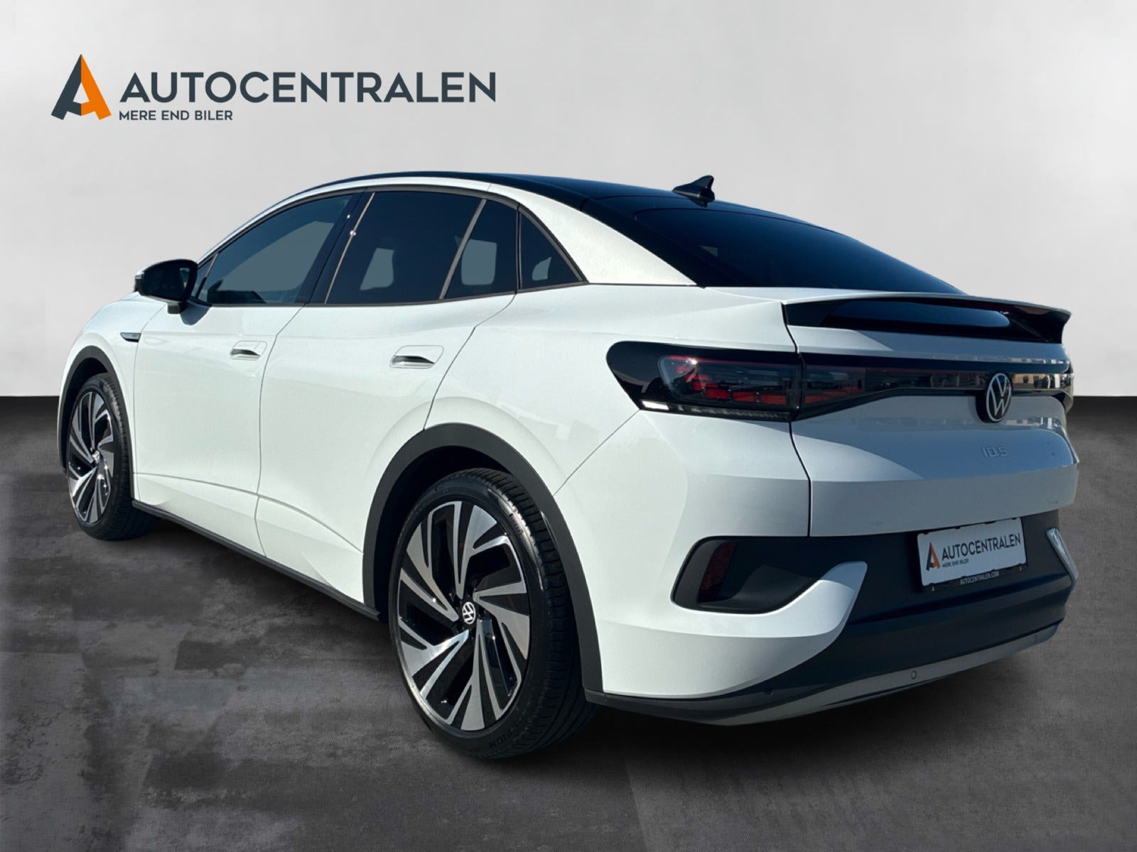 Hvid VW ID.5 fra 2023