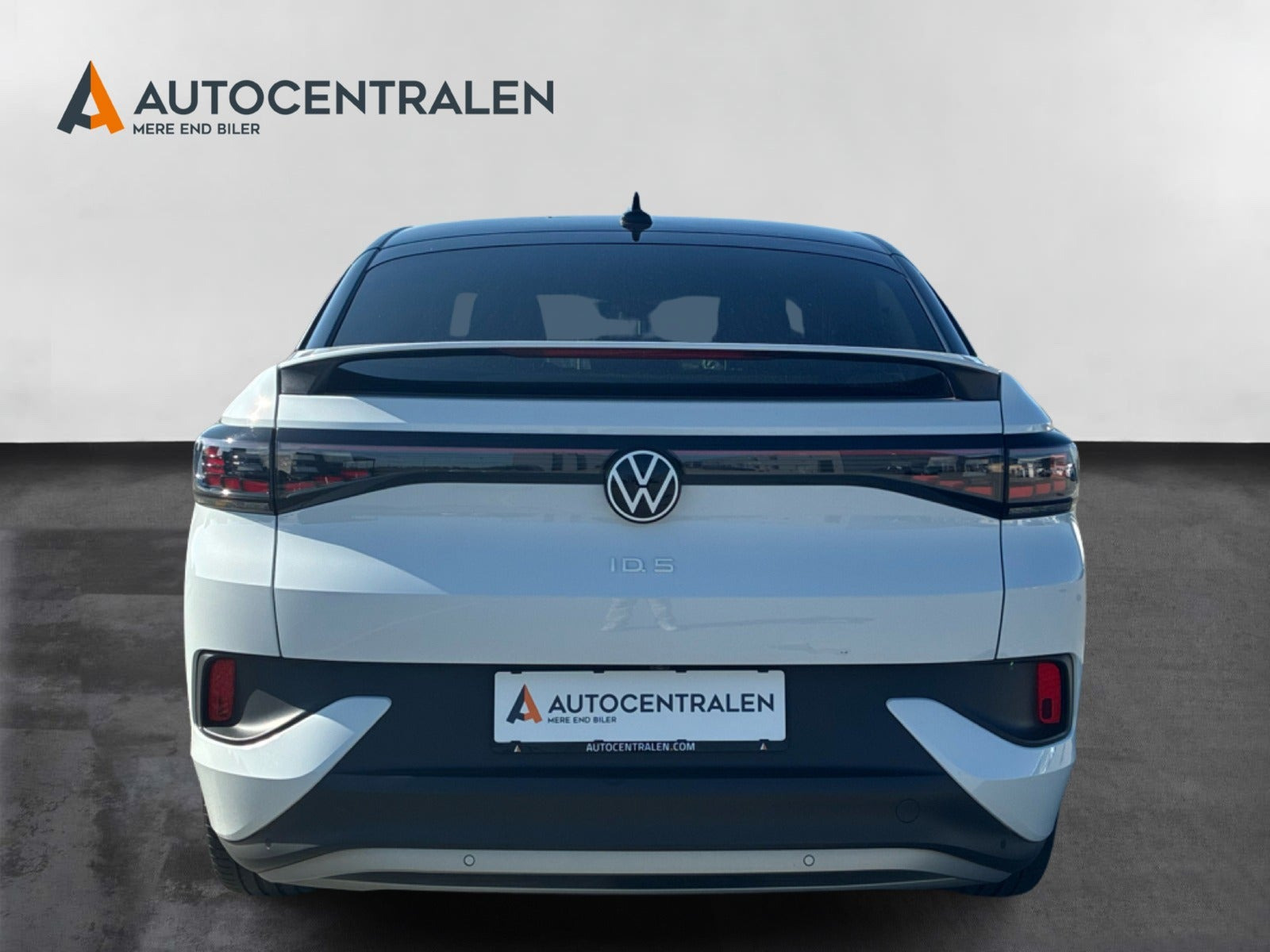 Hvid VW ID.5 fra 2023