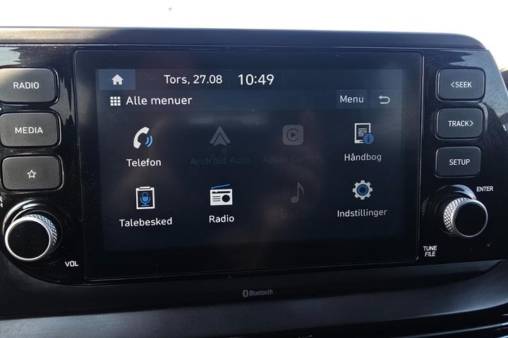 Grå Hyundai i20 fra 2021