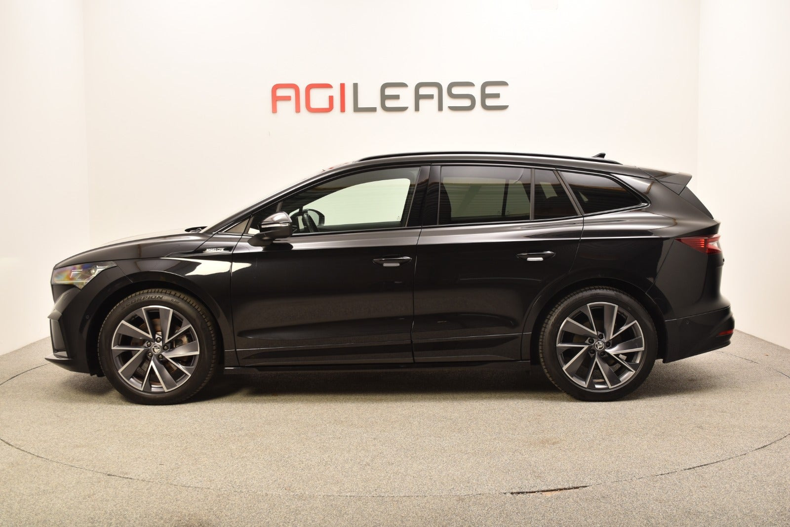Sort Skoda Enyaq fra 2022